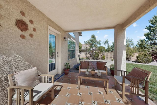 8136 Pony Hills Place NW, Albuquerque, NM 87114