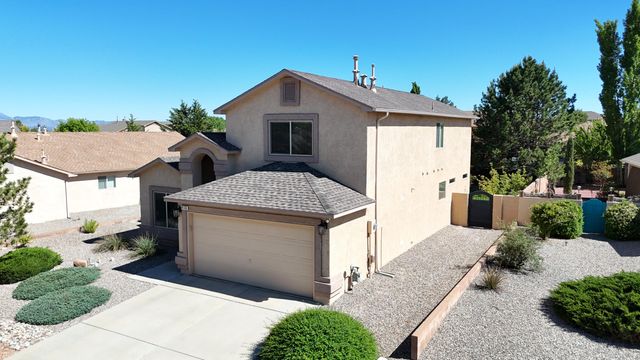 8136 Pony Hills Place NW, Albuquerque, NM 87114