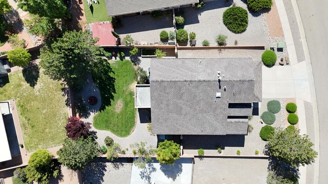 8136 Pony Hills Place NW, Albuquerque, NM 87114