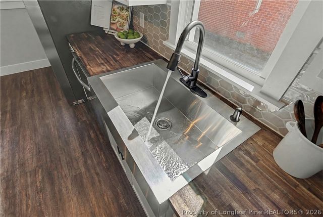 4033 E Cole Street, Hope Mills, NC 28348