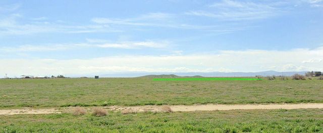 Cor Avenue A2 Drt 96 Stw D, Lancaster, CA 93536