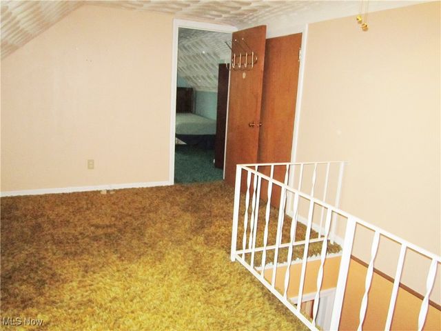 1081 Seward Avenue, Akron, OH 44320