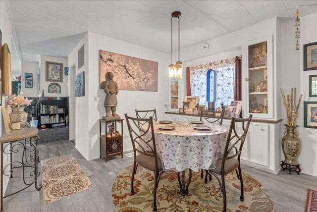 17617 Pond Derosa, Salinas, CA 93907