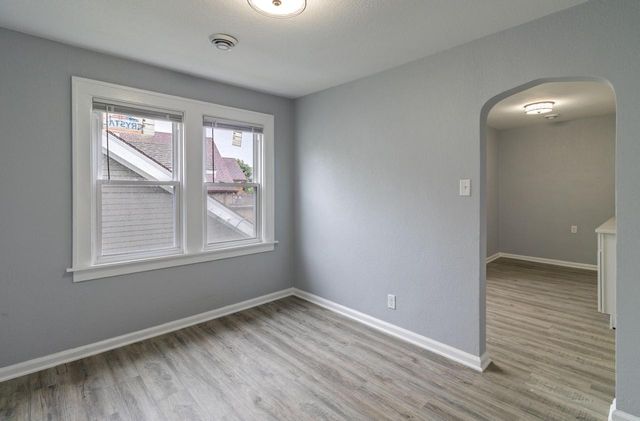 2661 N 44th STREET, Milwaukee, WI 53210