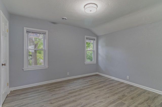 2661 N 44th STREET, Milwaukee, WI 53210