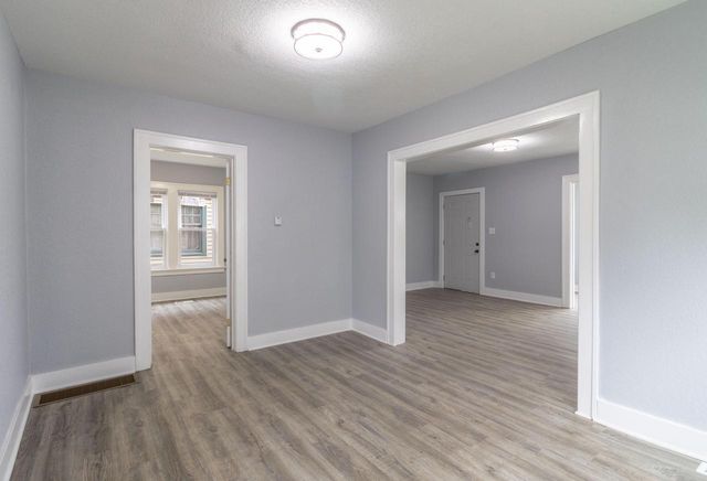 2661 N 44th STREET, Milwaukee, WI 53210