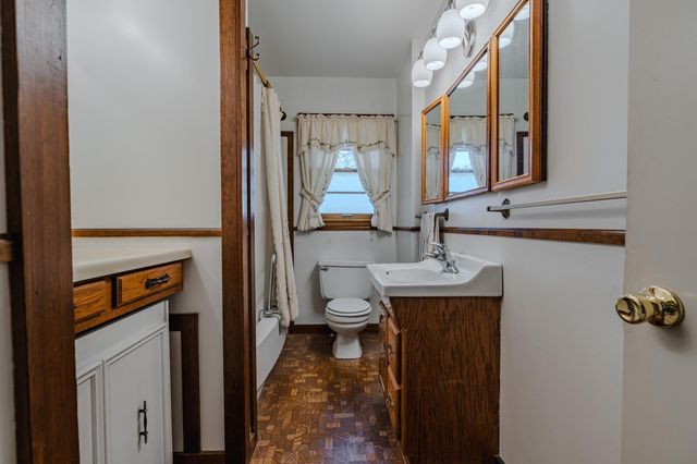 1718 15th Street S, Fargo, ND 58103