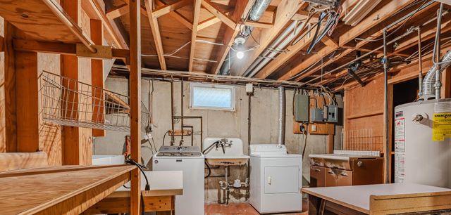 1718 15th Street S, Fargo, ND 58103