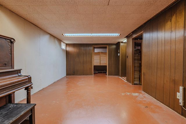 1718 15th Street S, Fargo, ND 58103