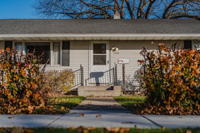 1718 15th Street S, Fargo, ND 58103