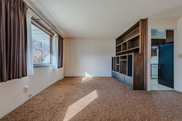 1718 15th Street S, Fargo, ND 58103