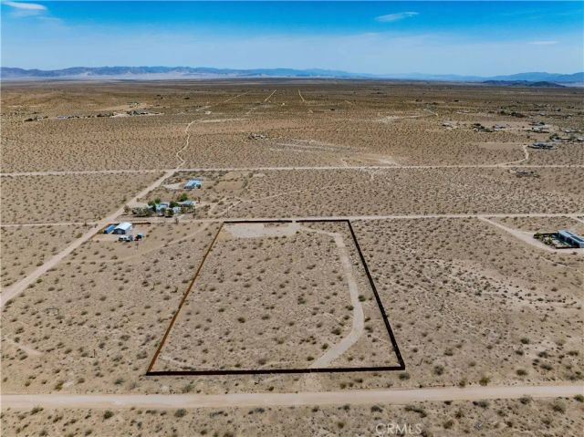 425 Gerber, Landers, CA 92285