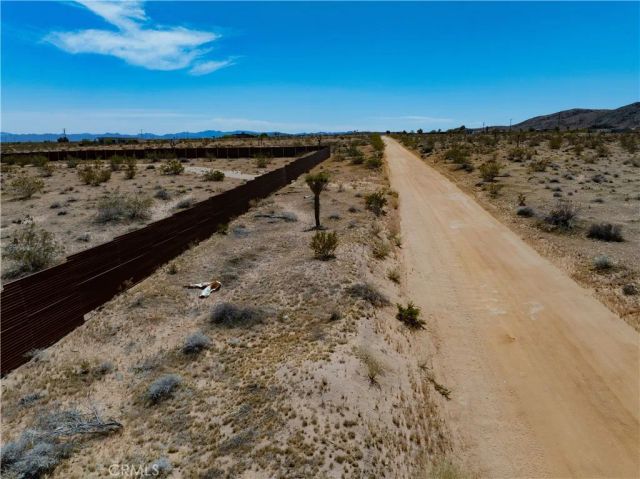 425 Gerber, Landers, CA 92285