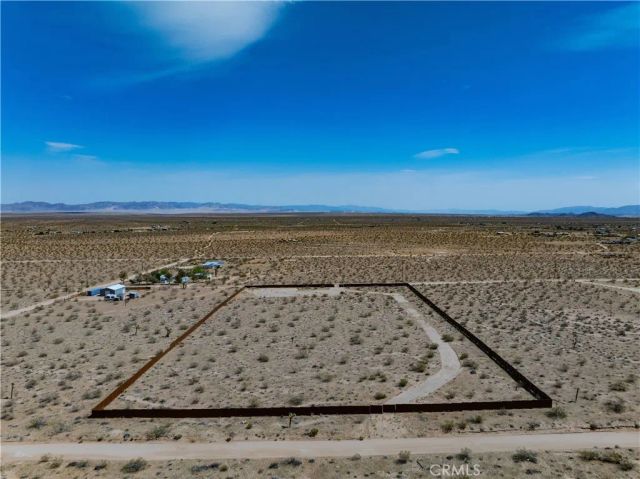 425 Gerber, Landers, CA 92285