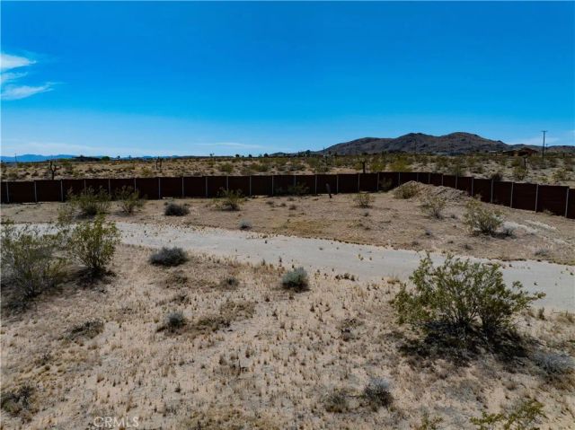 425 Gerber, Landers, CA 92285