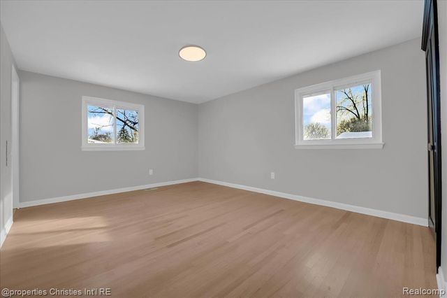 7252 Stonebrook Road, West Bloomfield, MI 48322