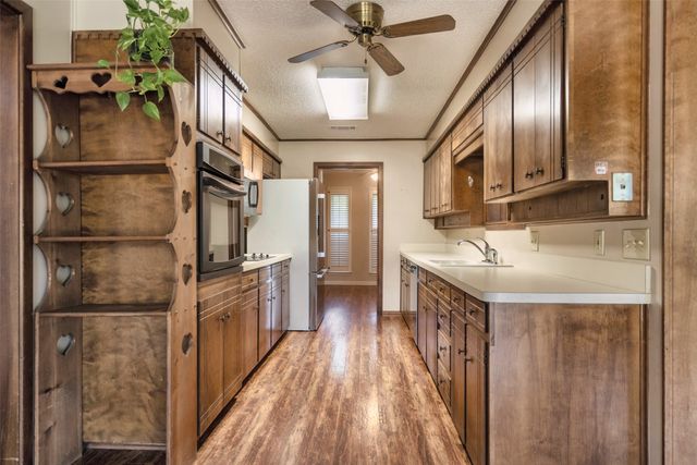 3512 Walton Avenue, Fort Worth, TX 76133