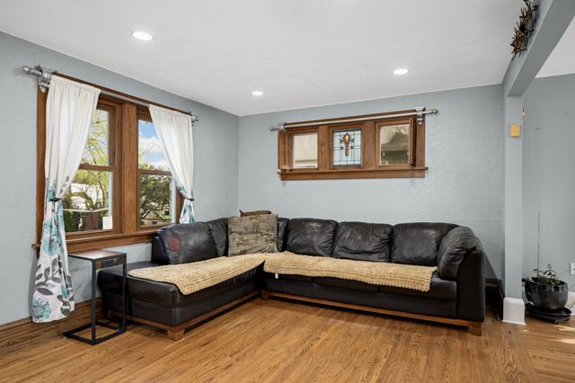 4140 Minnehaha Avenue, Minneapolis, MN 55406