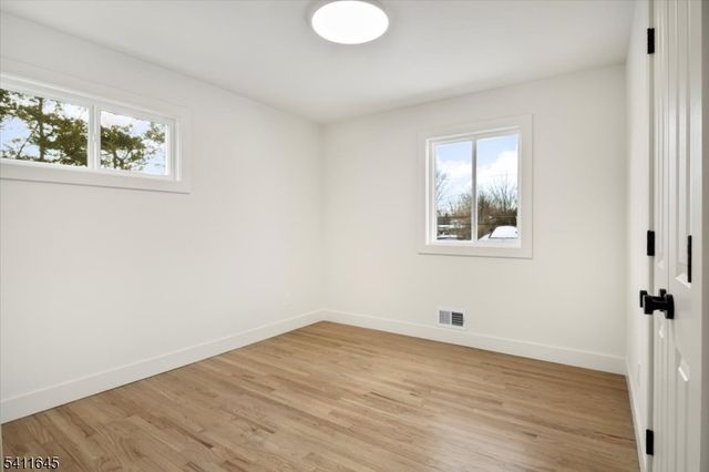 62 Drake Rd, Franklin Twp., NJ 08873