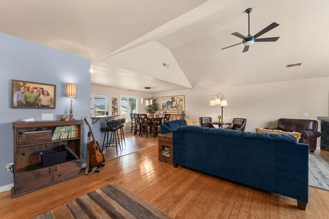 106 Southview Drive, Branson, MO 65616