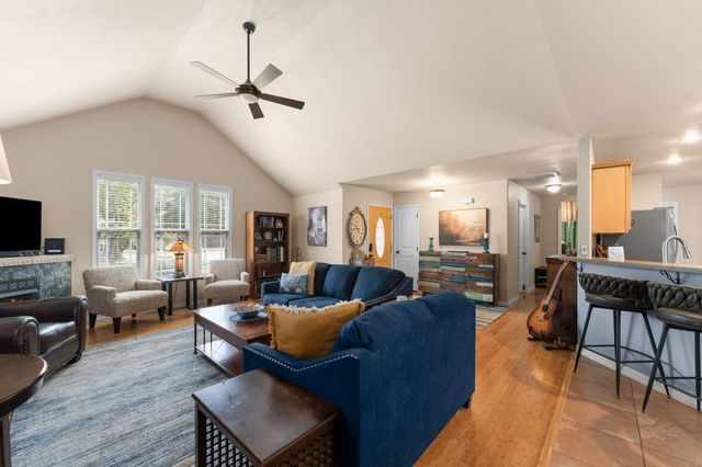106 Southview Drive, Branson, MO 65616