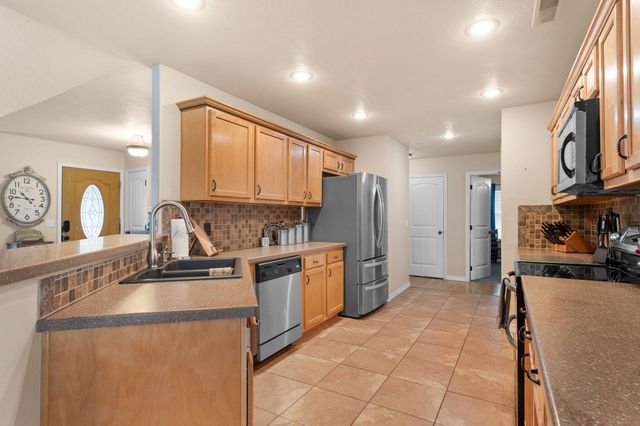 106 Southview Drive, Branson, MO 65616