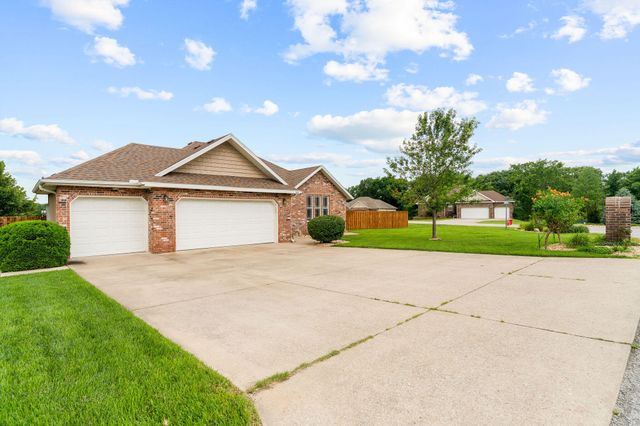 106 Southview Drive, Branson, MO 65616