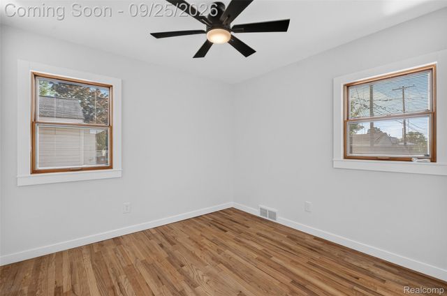 16354 Drake Street, Southgate, MI 48195