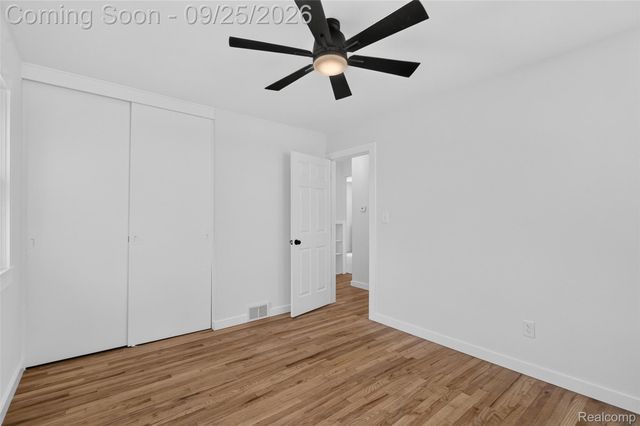 16354 Drake Street, Southgate, MI 48195
