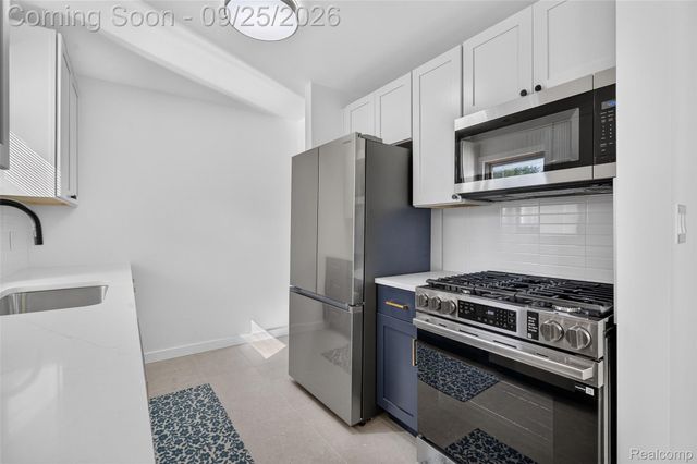 16354 Drake Street, Southgate, MI 48195