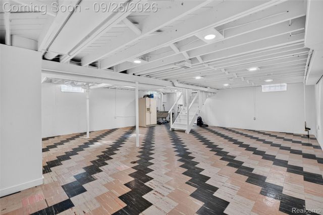 16354 Drake Street, Southgate, MI 48195