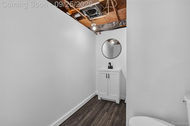 16354 Drake Street, Southgate, MI 48195