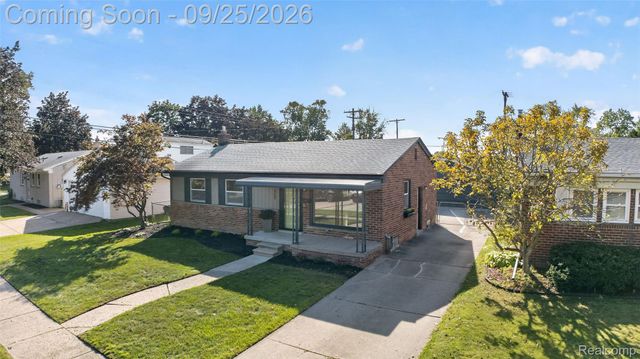 16354 Drake Street, Southgate, MI 48195