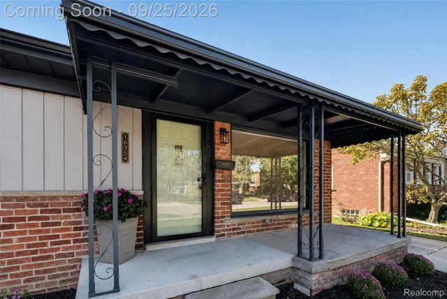 16354 Drake Street, Southgate, MI 48195