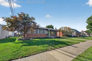 16354 Drake Street, Southgate, MI 48195