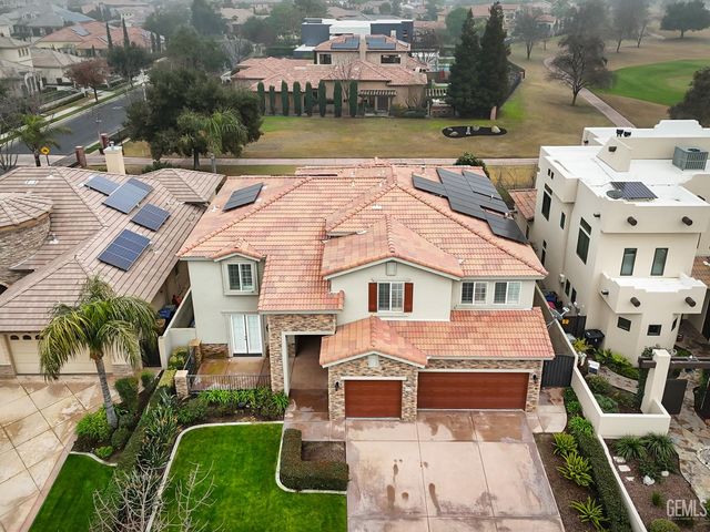 2510 Edingal Drive, Bakersfield, CA 93311