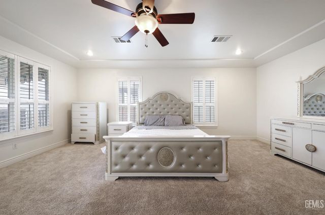 2510 Edingal Drive, Bakersfield, CA 93311