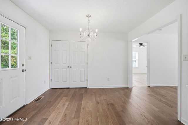 1402 Lockwood Road, Kinston, NC 28501