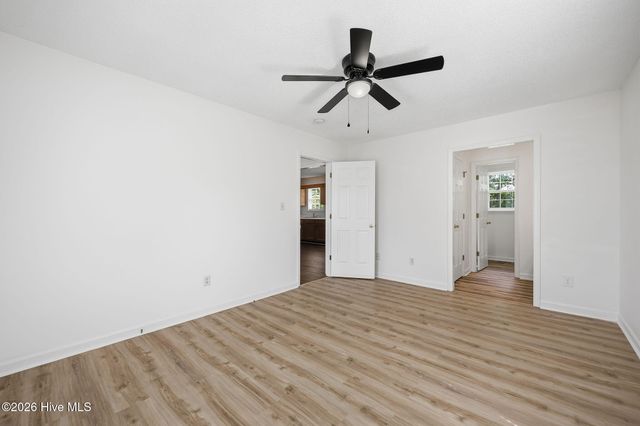 1402 Lockwood Road, Kinston, NC 28501