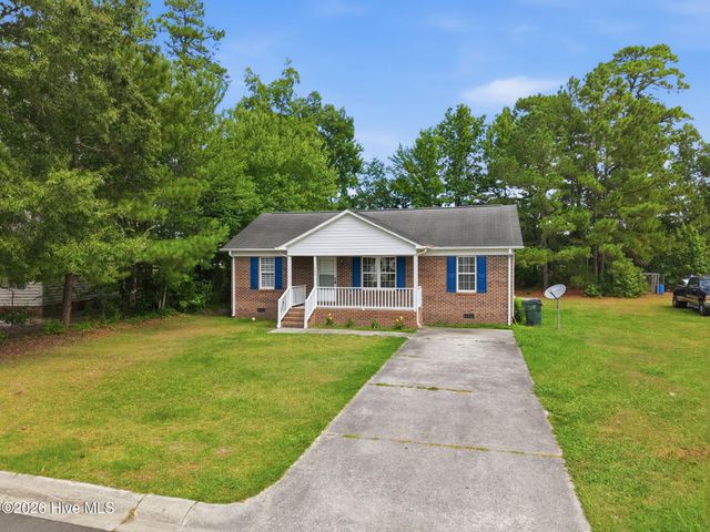 1402 Lockwood Road, Kinston, NC 28501