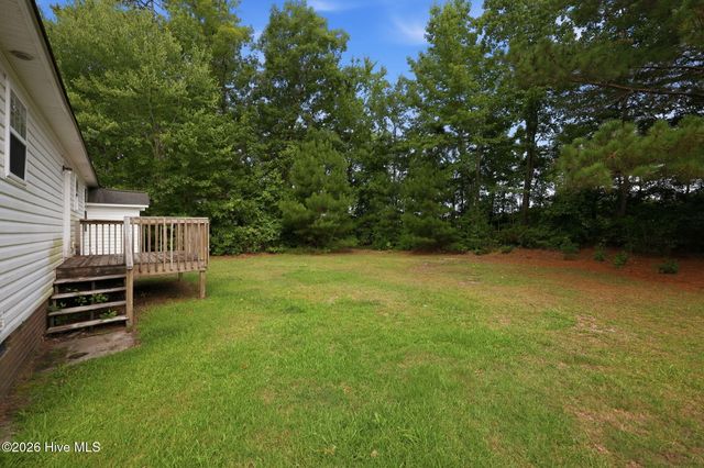 1402 Lockwood Road, Kinston, NC 28501