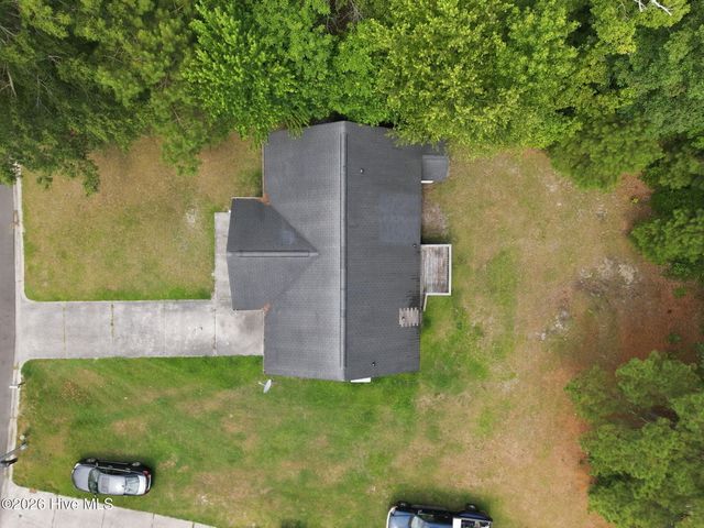 1402 Lockwood Road, Kinston, NC 28501