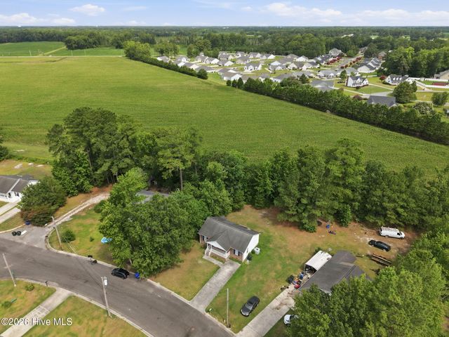 1402 Lockwood Road, Kinston, NC 28501