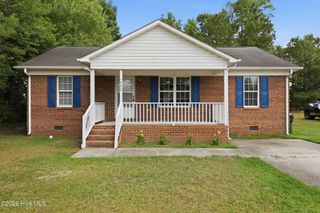 1402 Lockwood Road, Kinston, NC 28501