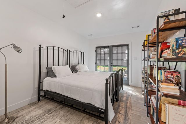 107 Pershing Avenue, Bryan, TX 77840