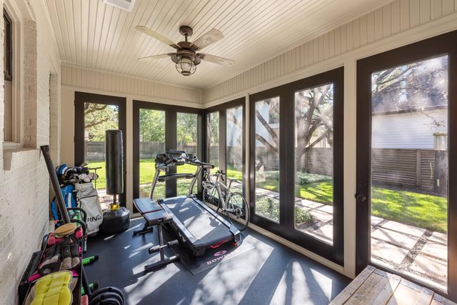 107 Pershing Avenue, Bryan, TX 77840