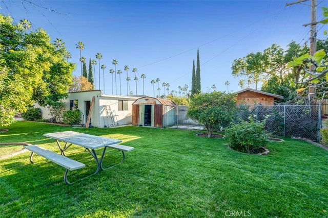 1227 Western Avenue, Glendale, CA 91201