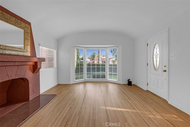 1227 Western Avenue, Glendale, CA 91201