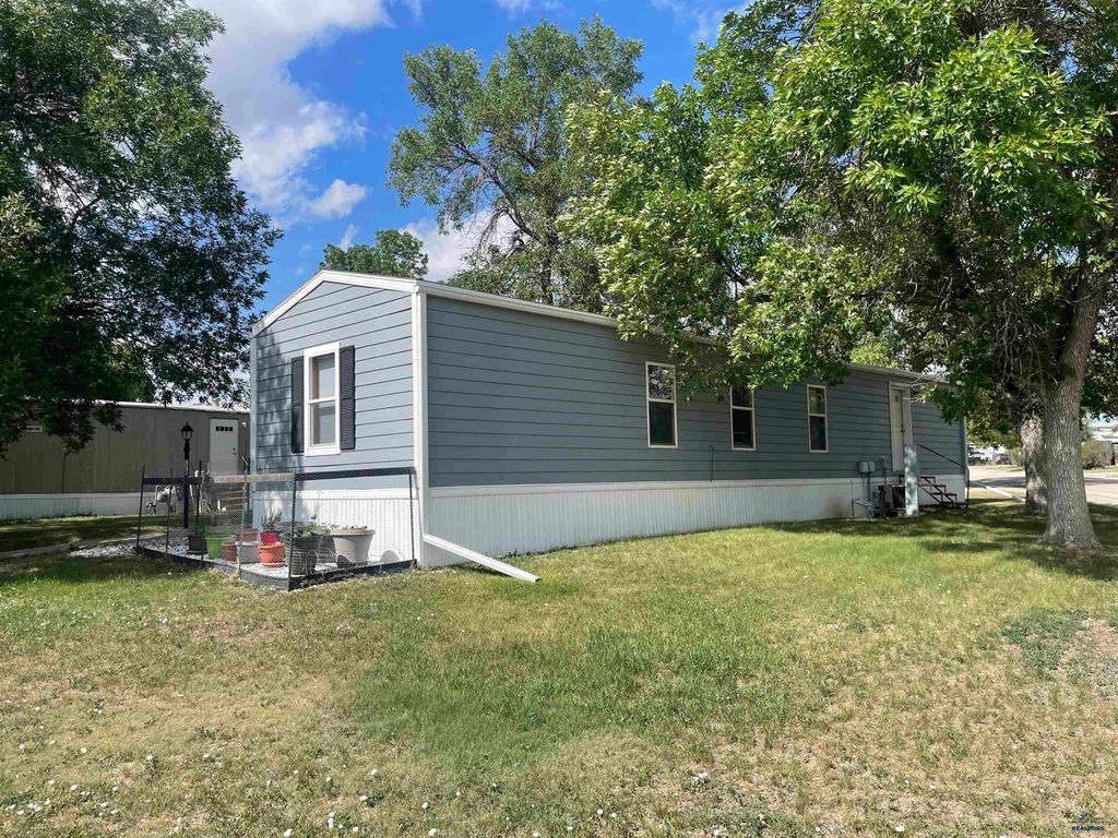 1702 E HWY 44, Rapid City, SD 57703