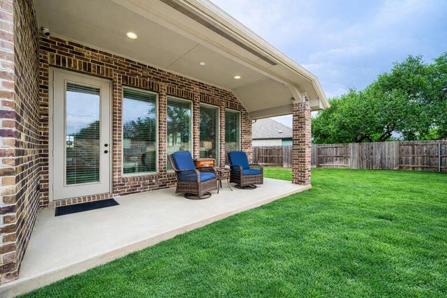 127 Old Glory LOOP, Kyle, TX 78640